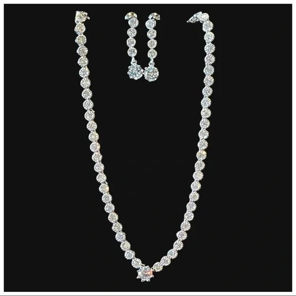 💐 The Natlah Swarovski Crystals Tennis Necklace Earring Set - Picture 3 of 6